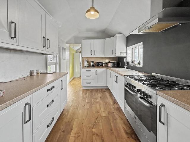 Flat for sale in St Johns, Wimborne