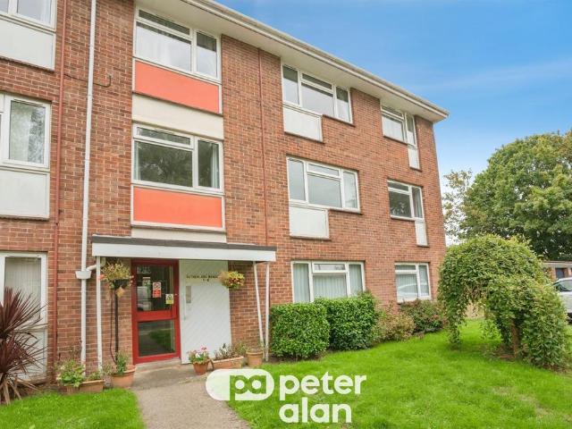 Flat for sale in Coryton, Cardiff