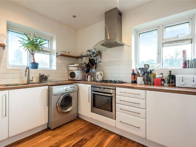 Flat for sale in Bromley Park, Greater London