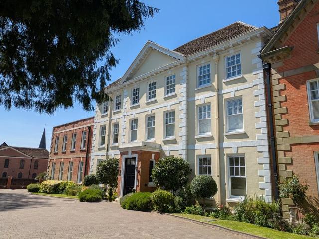Flat for sale in New Town, Horsham