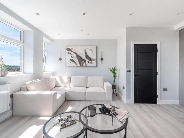 Flat for sale in Greater London