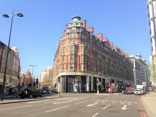 Flat for sale in Knightsbridge, Greater London