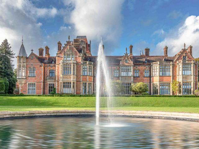 Flat for sale in Rotherfield Peppard, South Oxfordshire