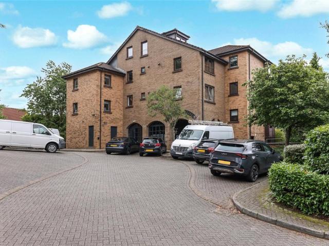 Flat for sale in Craigmarloch, Cumbernauld