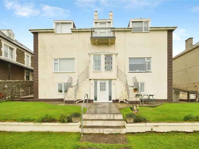 Flat for sale in Criccieth
