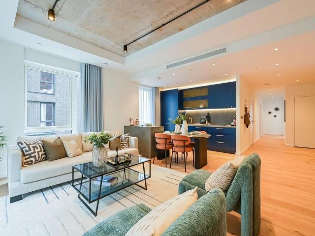 Flat for sale in Goodluck Hope, Blackwall