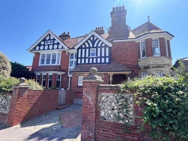 Flat for sale in Upperton, Eastbourne