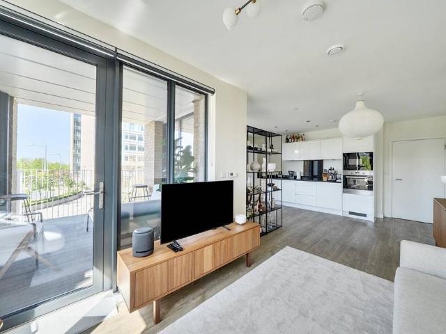Flat for sale in Alperton, Greater London