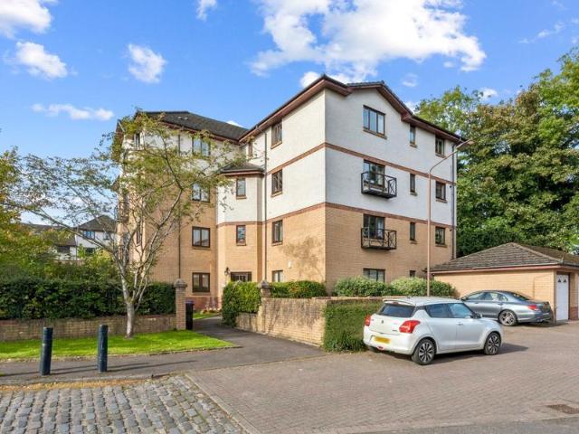 Flat for sale in Kings Park, Stirling