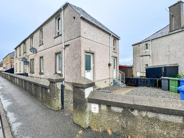 Flat for sale in Stornoway, Einicleit
