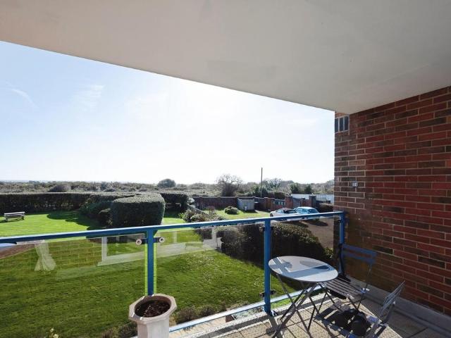 Flat for sale in Spring Vale, Hampshire