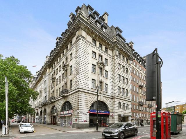 Flat for sale in Marylebone, Greater London