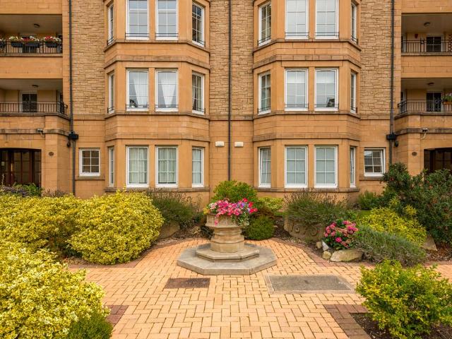 Flat for sale in Murrayfield, City of Edinburgh
