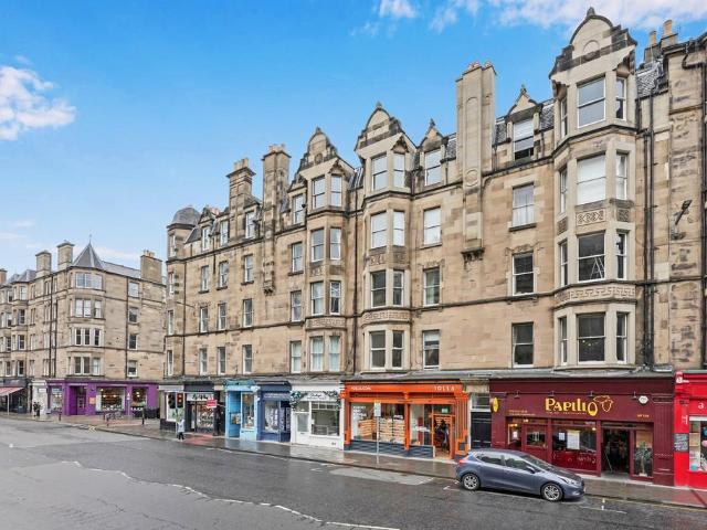 Flat for sale in Bruntsfield, Scotland