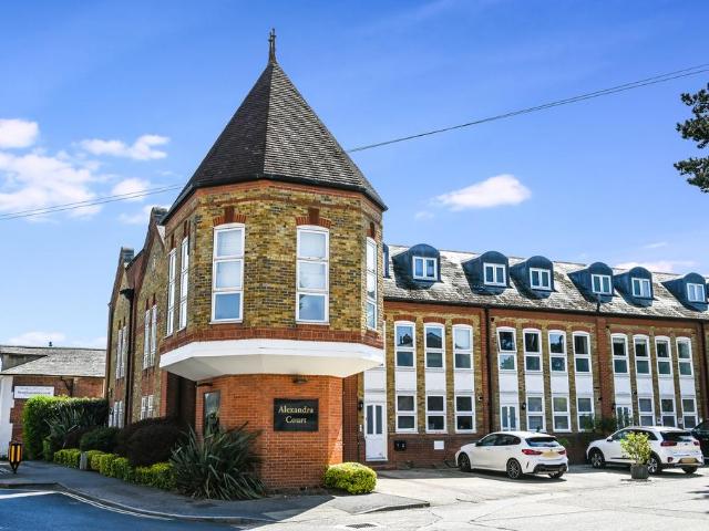 Flat for sale in Sandon, Chelmsford