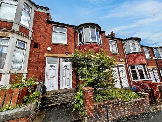 Flat for sale in Bensham, Tyne And Wear