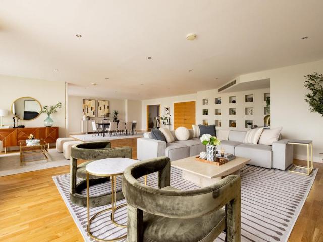 Flat for sale in Imperial Wharf, Greater London