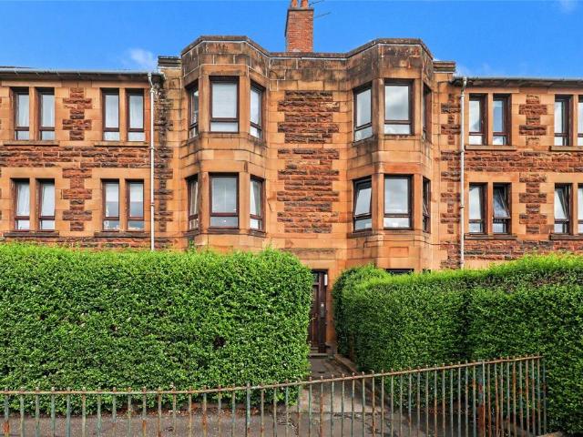 Flat for sale in Hillpark, Scotland