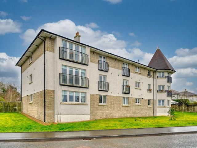 Flat for sale in Mearns, Scotland