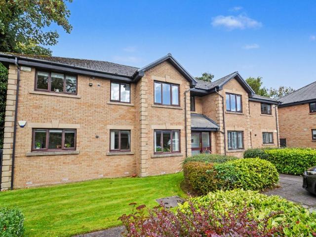 Flat for sale in Merrylee, Glasgow
