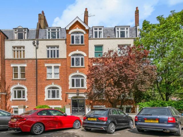 Flat for sale in Kensal Town, Maida Vale