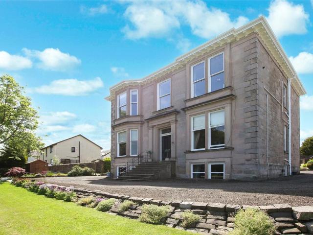 Flat for sale in Bow Farm, Greenock