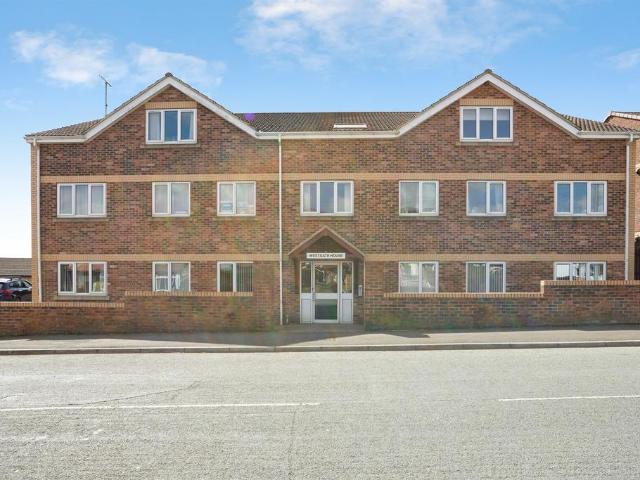Flat for sale in Pudsey, West Yorkshire