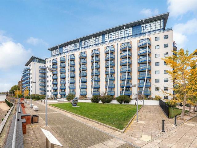 Flat for sale in The Odyssey, Isle Of Dogs