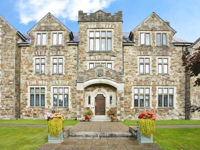 Flat for sale in St Neot, Cornwall