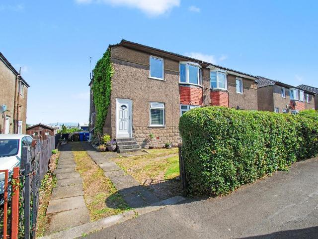 Flat for sale in Hillington, Scotland