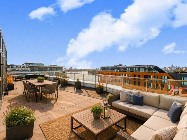 Flat for sale in Enderby Wharf, Greater London