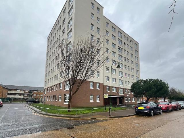 Flat for sale in Dagenham, Isle Of Man