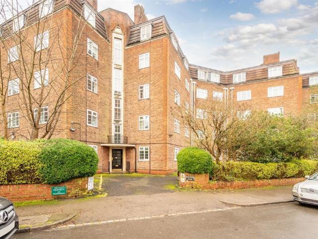 Flat for sale in West Midlands
