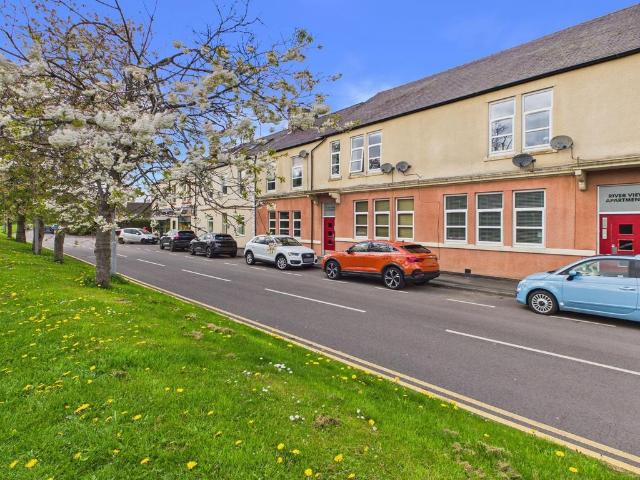 Flat for sale in Blackhall Mill, Gateshead