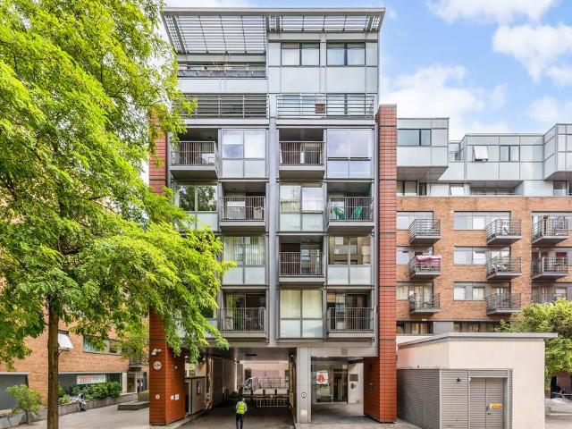Flat for sale in Westminster, Greater London