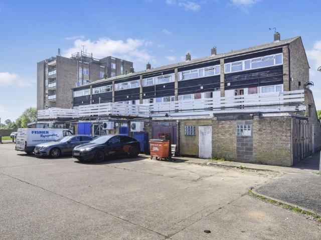 Flat for sale in Huntingdon