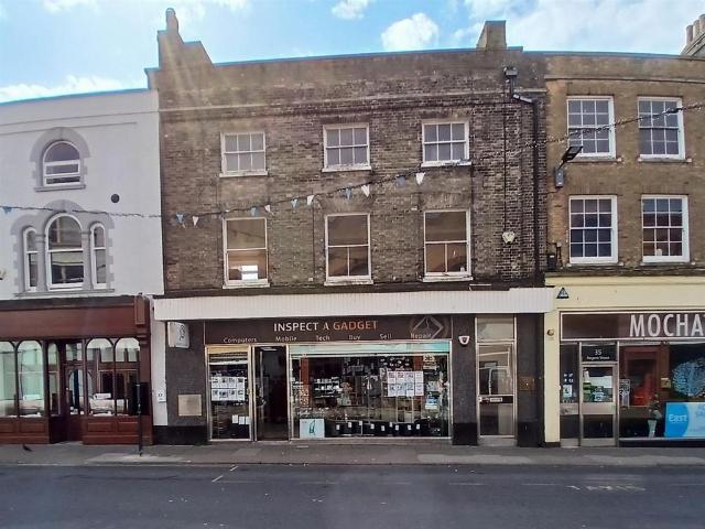 Flat for sale in Cobholm Island, Stokesby