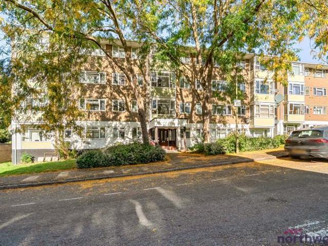 Flat for sale in East Oxford, Oxford