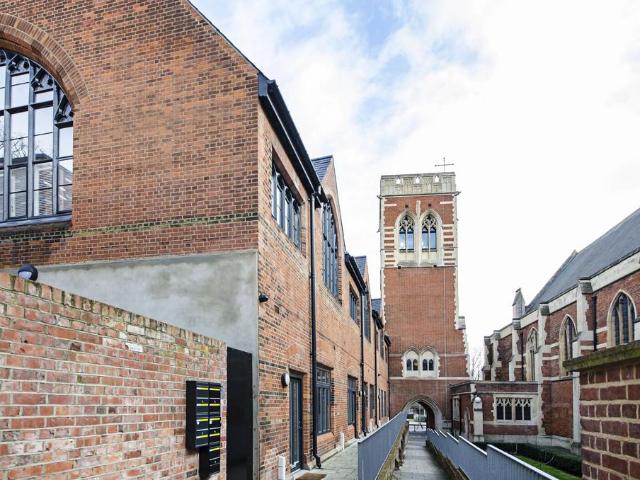Flat for sale in Hackney Wick, Greater London