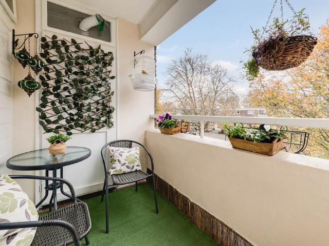 Flat for sale in Kensal Town, Maida Vale