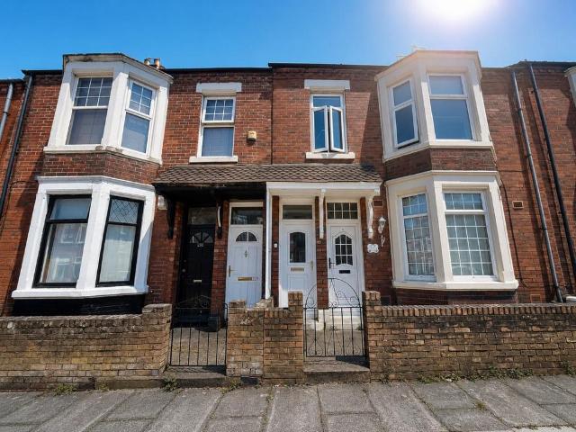 Flat for sale in Westoe, South Shields