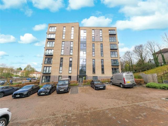 Flat for sale in Kelvindale, Scotland