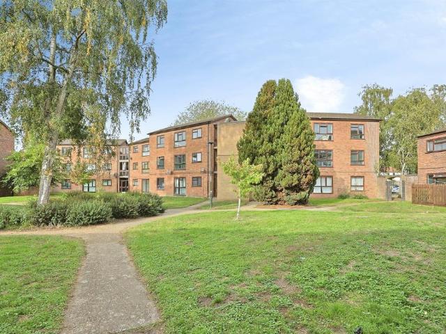 Flat for sale in Earlham Rise, Norwich