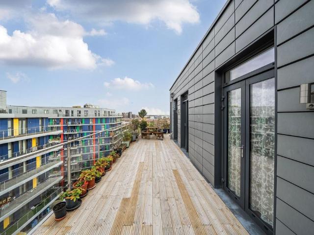 Flat for sale in Alperton, Greater London