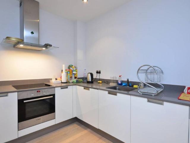 Flat for sale in Greenwich Town Centre, Greater London