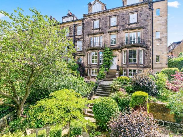 Flat for sale in Ilkley, West Yorkshire