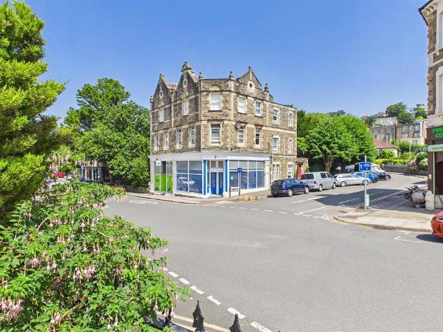 Flat for sale in Clevedon, North Somerset