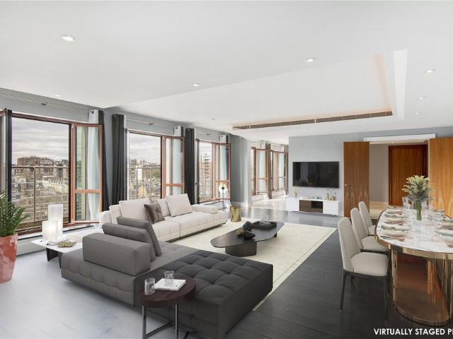 Flat for sale in Knightsbridge, Greater London