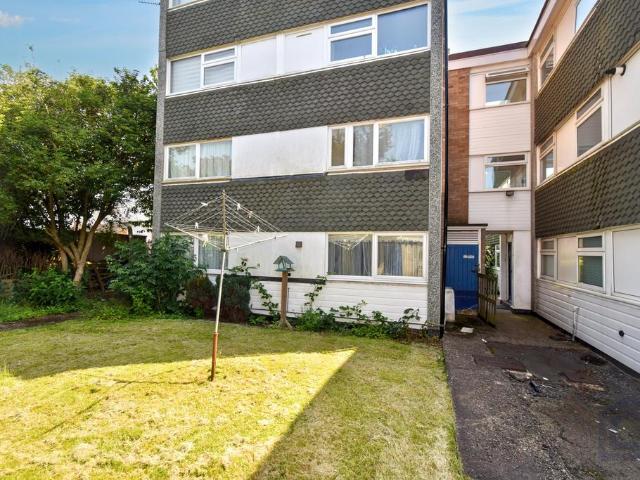 Flat for sale in South Wigston, Wigston Magna