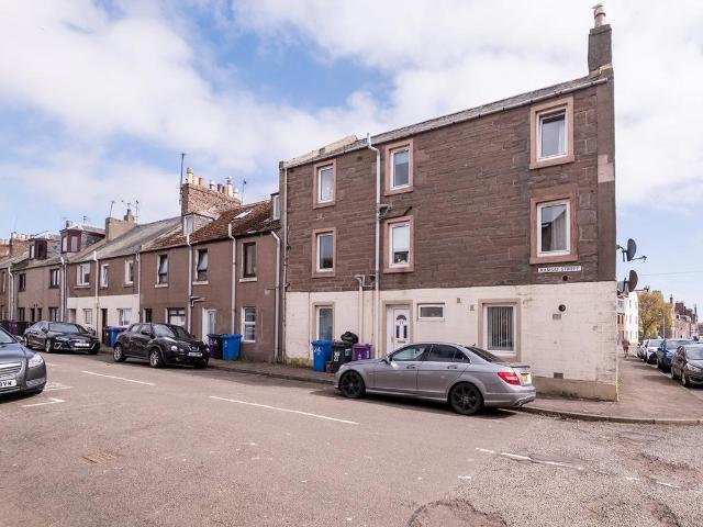 Flat for sale in Ferryden, Scotland